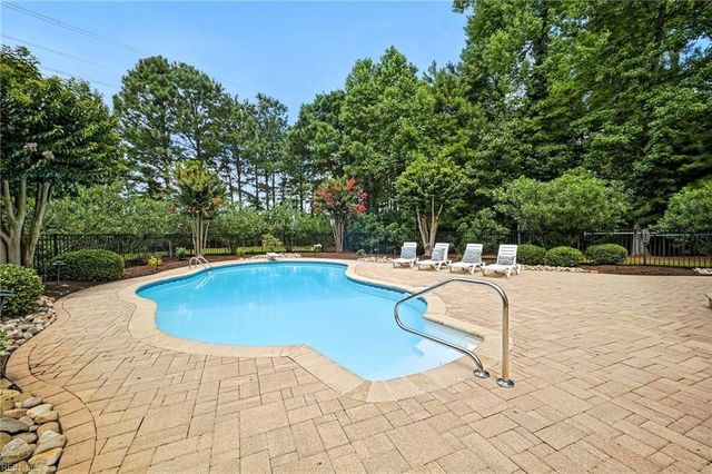 1821 Mayberry DR, Virginia Beach, VA 23456