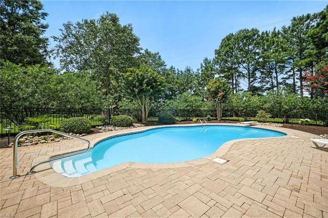 1821 Mayberry DR, Virginia Beach, VA 23456