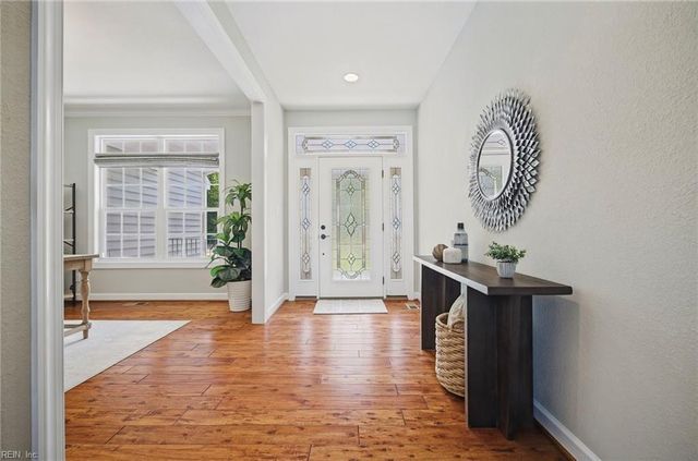 1821 Mayberry DR, Virginia Beach, VA 23456