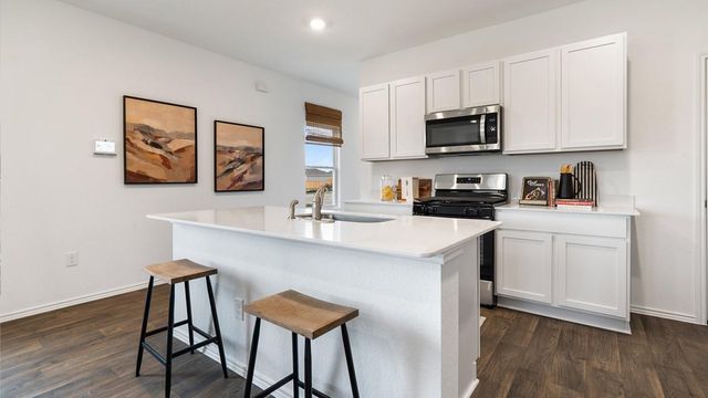 12012 Pike BND, Mustang Ridge, TX 78610