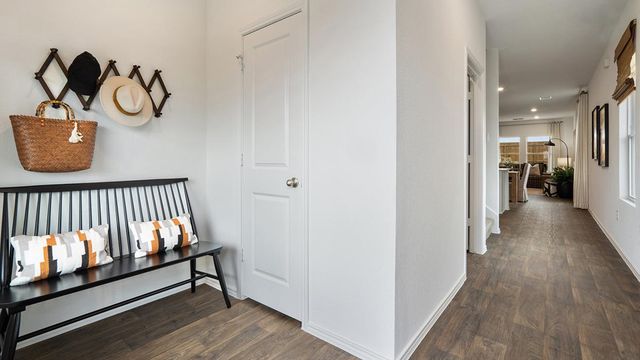 12012 Pike BND, Mustang Ridge, TX 78610