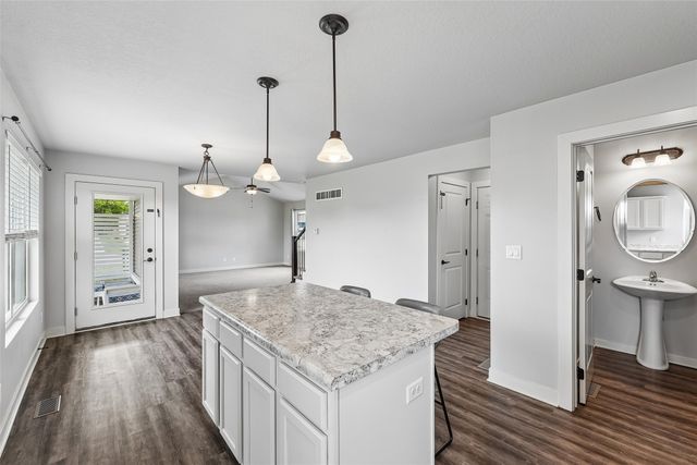 423 Wildcat Court, Stuart, IA 50250