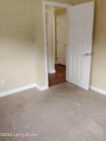 10718 Charlene Dr, Fairdale, KY 40118