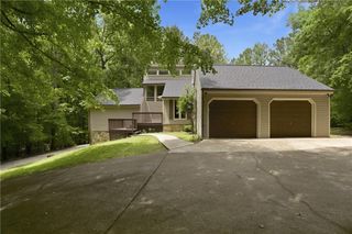 370 Darren Drive, Fayetteville, GA 30215