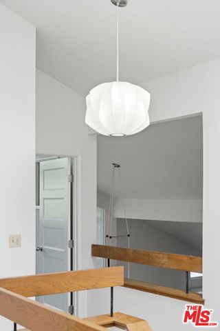 4041 Midway Avenue, Culver City, CA 90232