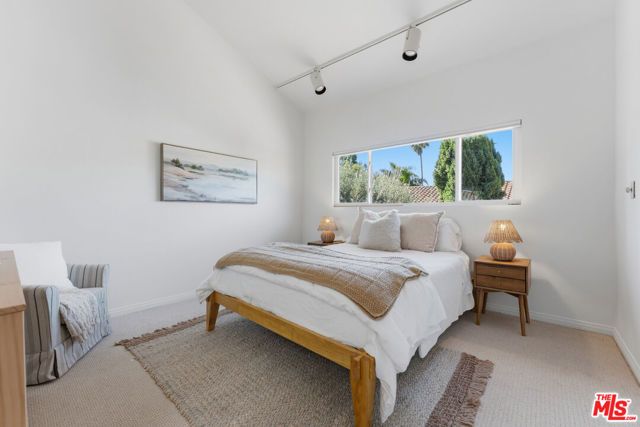 4041 Midway Avenue, Culver City, CA 90232