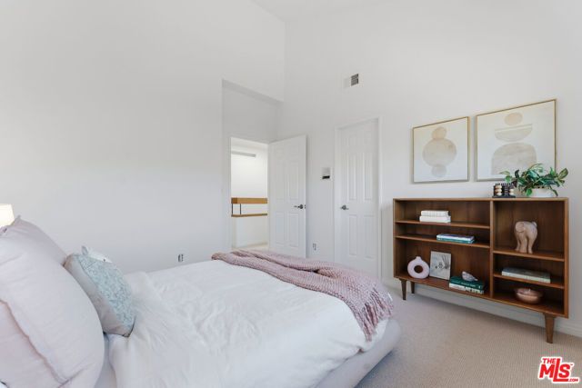 4041 Midway Avenue, Culver City, CA 90232