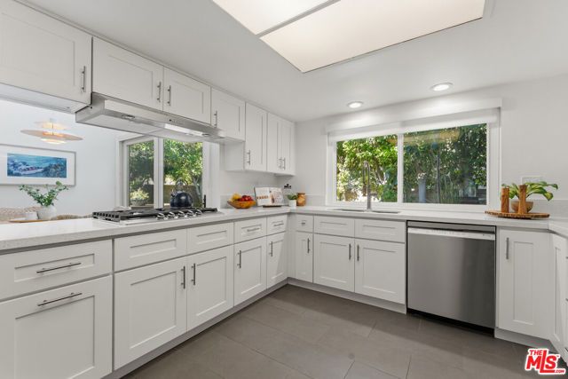 4041 Midway Avenue, Culver City, CA 90232