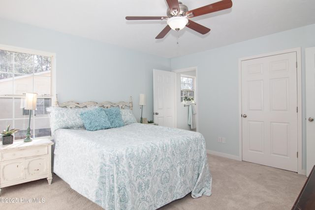 321 Hickory Road, Southport, NC 28461