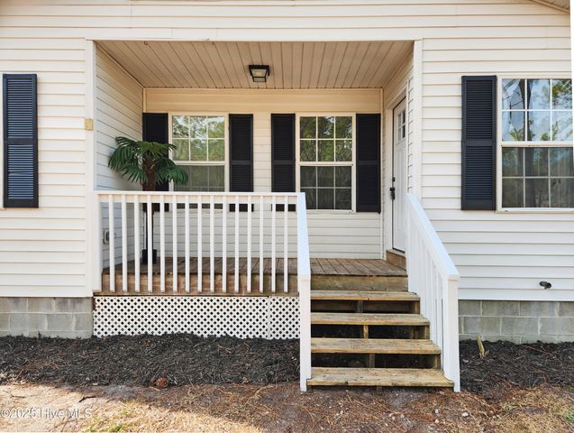 321 Hickory Road, Southport, NC 28461