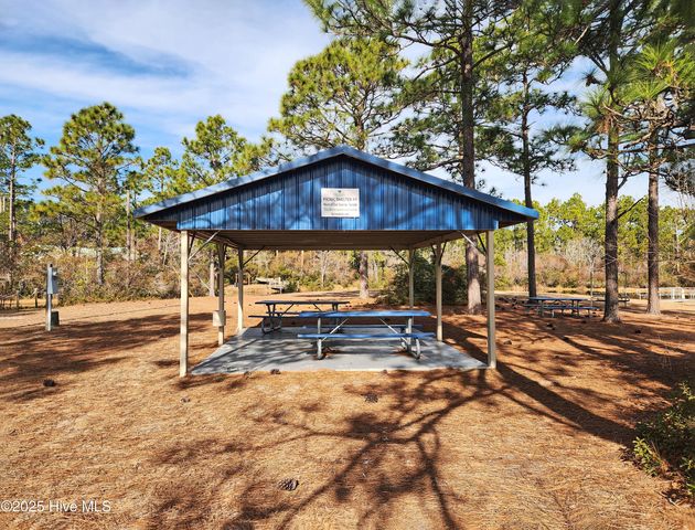 321 Hickory Road, Southport, NC 28461