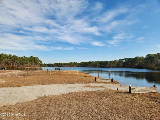 321 Hickory Road, Southport, NC 28461