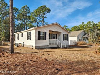 321 Hickory Road, Southport, NC 28461