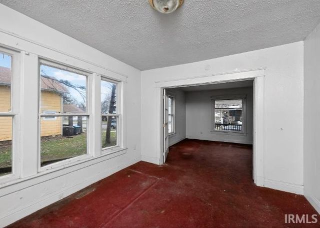 925 Princeton Street, Elkhart, IN 46516