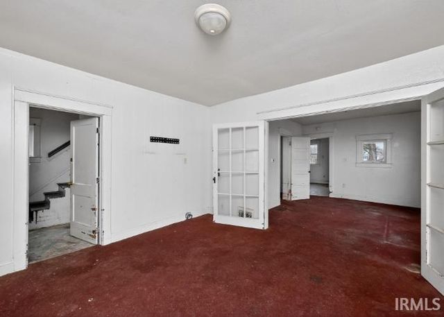 925 Princeton Street, Elkhart, IN 46516