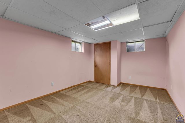 4101 NW Pocahontas DR, Topeka, KS 66618