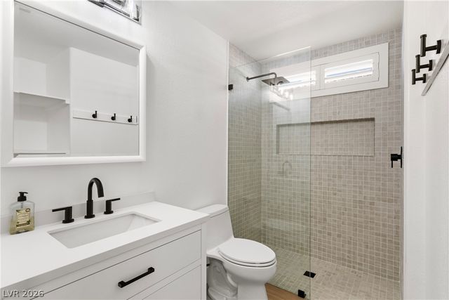 225 Misty Garden Street, Henderson, NV 89012