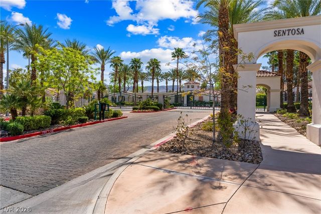 225 Misty Garden Street, Henderson, NV 89012