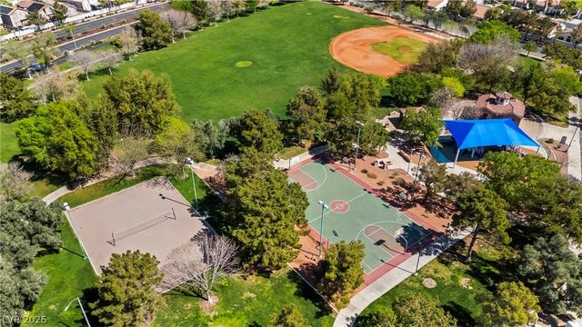 225 Misty Garden Street, Henderson, NV 89012