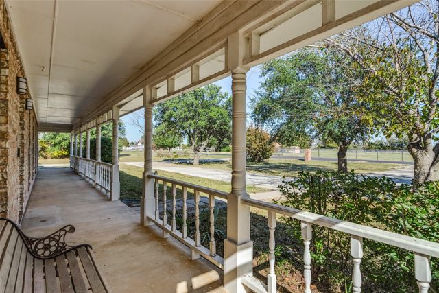 20240 Willow Glade Circle, Pilot Point, TX 76258