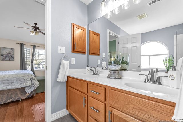 5602 Arcadia Park, San Antonio, TX 78247