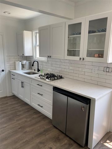 517 E Market Street, Long Beach, NY 11561