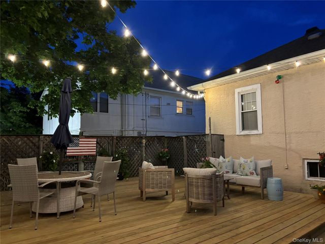 517 E Market Street, Long Beach, NY 11561