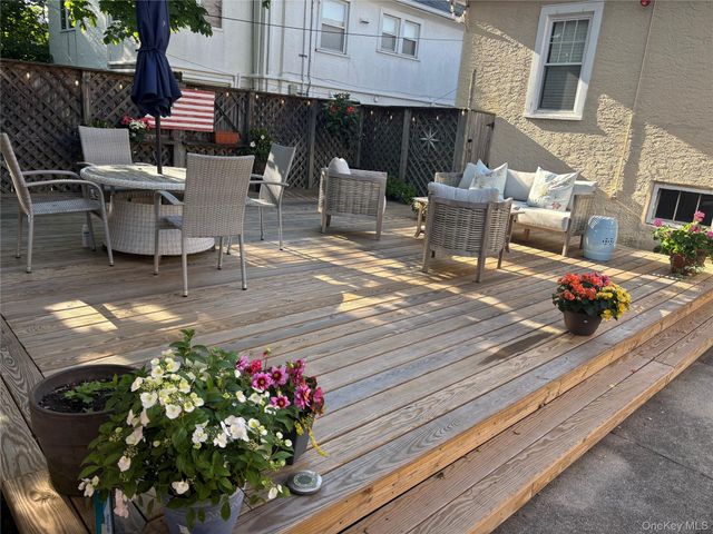 517 E Market Street, Long Beach, NY 11561