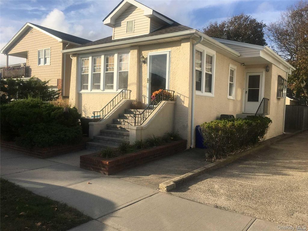 517 E Market Street, Long Beach, NY 11561