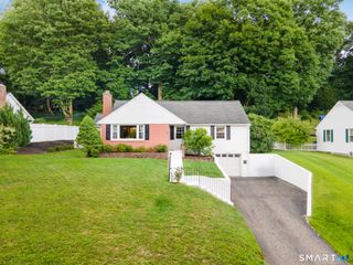 13 Edwards Road, Portland, CT 06480