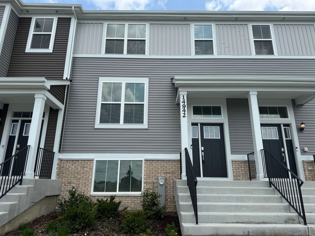 14942 S McCarthy Circle, Plainfield, IL 60544