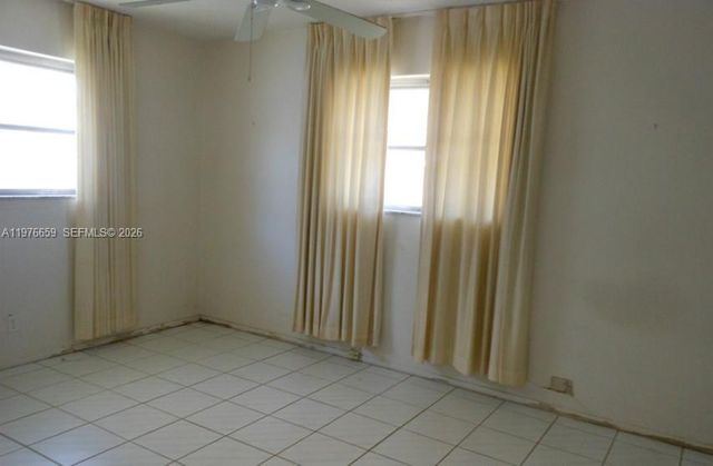 4955 NW 55th St, Tamarac, FL 33319