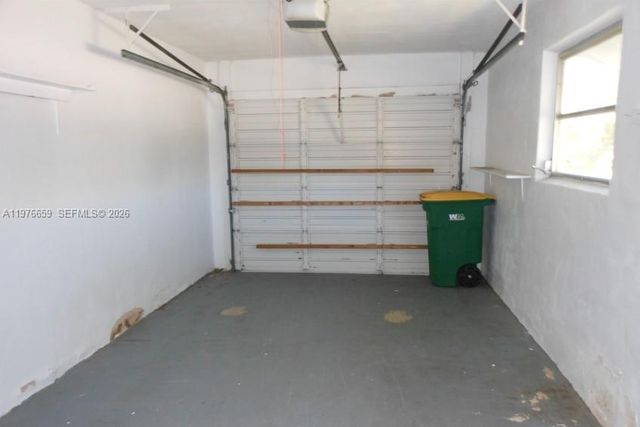 4955 NW 55th St, Tamarac, FL 33319