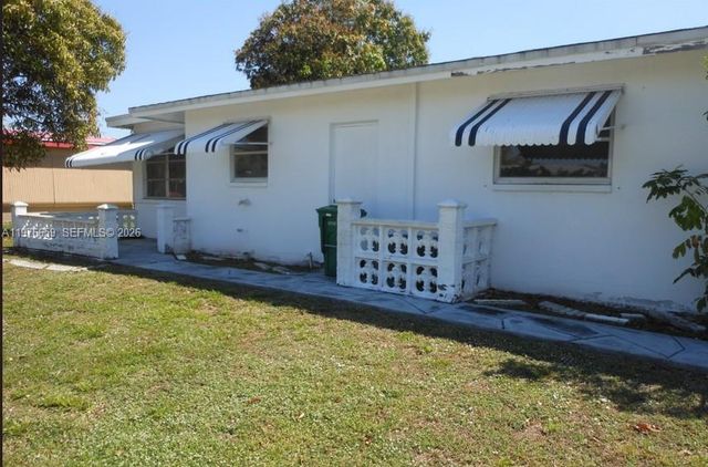 4955 NW 55th St, Tamarac, FL 33319