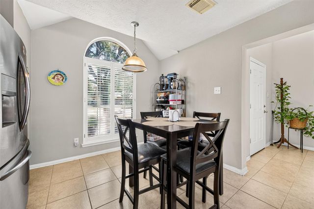 1302 E April Rain Court, Missouri City, TX 77489
