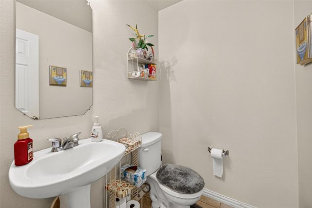 1302 E April Rain Court, Missouri City, TX 77489