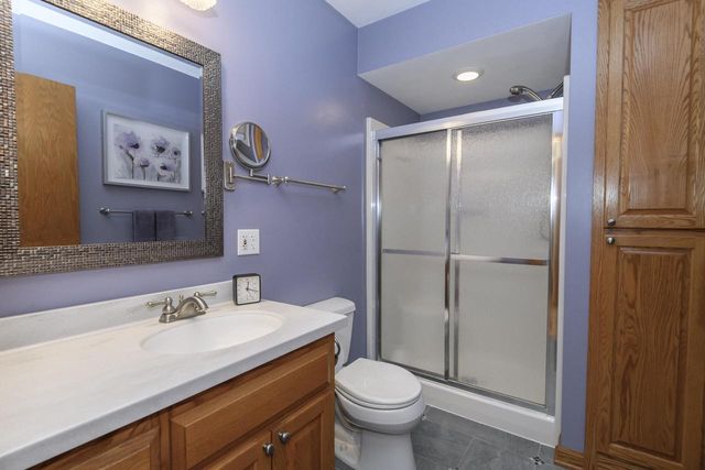 147 W Laflin AVENUE, Waukesha, WI 53186