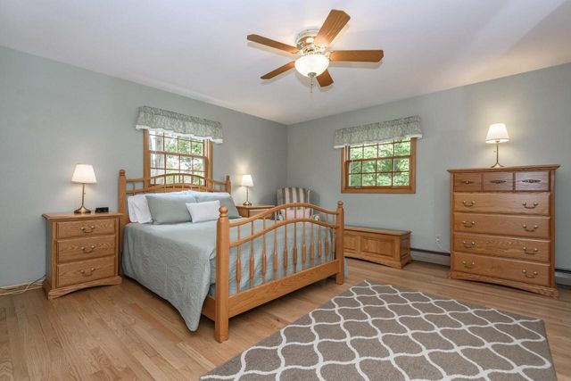 147 W Laflin AVENUE, Waukesha, WI 53186