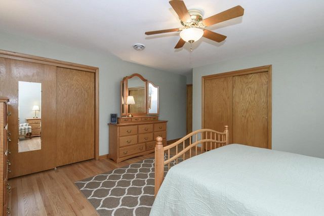 147 W Laflin AVENUE, Waukesha, WI 53186