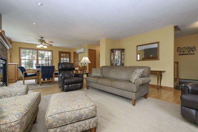 147 W Laflin AVENUE, Waukesha, WI 53186