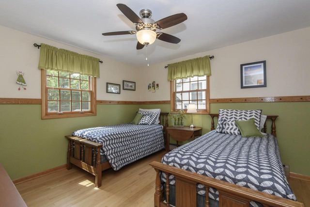 147 W Laflin AVENUE, Waukesha, WI 53186