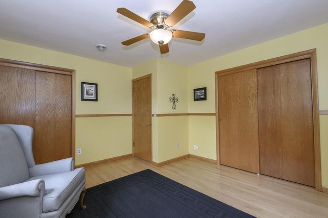 147 W Laflin AVENUE, Waukesha, WI 53186