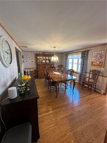 43 BICENTENNIAL Way, North Providence, RI 02911