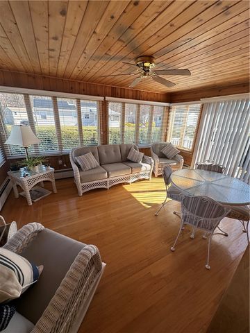 43 BICENTENNIAL Way, North Providence, RI 02911
