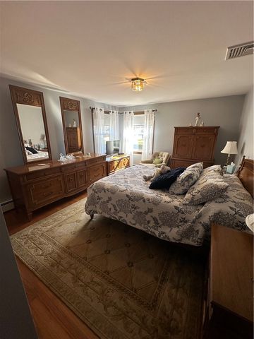 43 BICENTENNIAL Way, North Providence, RI 02911