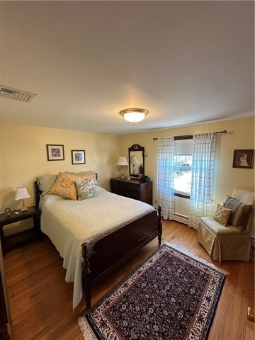 43 BICENTENNIAL Way, North Providence, RI 02911