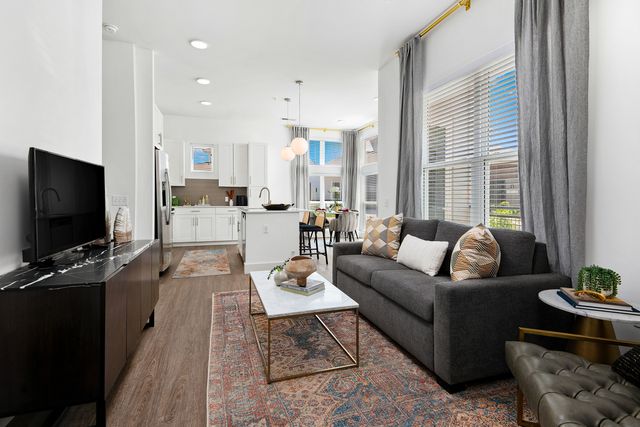 555 Lakeview Parkway 003, Vernon Hills, IL 60061