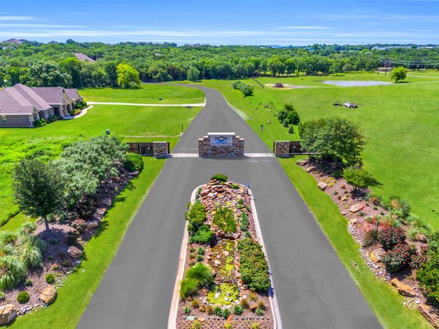 7000 Heathington Boulevard, Granbury, TX 76049