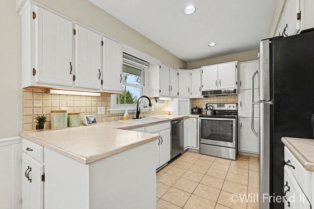 319 Country Club Road, Holland City, MI 49424