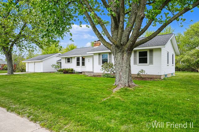 319 Country Club Road, Holland City, MI 49424